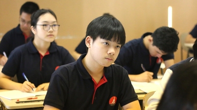 Hanoi sätter tak för serviceavgifter på offentliga skolor