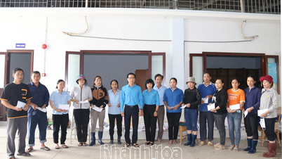 فدراسیون کارگری استان خان هوا ۱۲۵ بسته حمایتی به کارگران خوشه صنعتی دین فو اعطا کرد