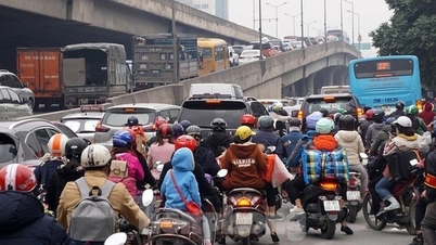 Reducing air pollution: Hanoi bans gasoline motorbikes during certain hours in beltway 1