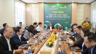 डिजिटल बैंकिंग पारिस्थितिकी तंत्र अब एक विकल्प नहीं, बल्कि डिजिटल अर्थव्यवस्था की एक अपरिहार्य आवश्यकता बन गया है।