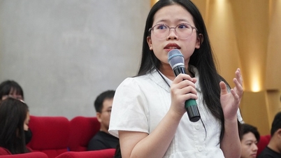 Propaganda in nieuwe stijl, scholieren houden zich enthousiast aan verkeersregels