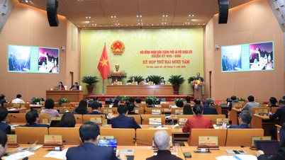 हनोई को 2026 तक "बंद" कर दिया गया है, जिससे प्रशासनिक सिविल सेवकों के कुल वेतन-सूची में 13,555 लोग शामिल होंगे