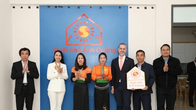 디엔비엔 선샤인 하우스 준공식