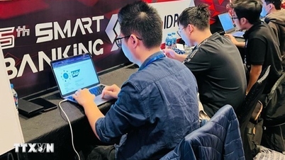 بہت سے "عقاب" ویتنام کے بین الاقوامی مالیاتی مرکز میں اترنا چاہتے ہیں۔