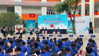 ການເຂົ້າໂຮງຮຽນປະຖົມນະຄອນໂຮ່ຈີມິນ: ໂຮງຮຽນມັດທະຍົມຕອນຕົ້ນສະເໜີການສຳຫຼວດການເຂົ້າຮຽນຊັ້ນ ມ6