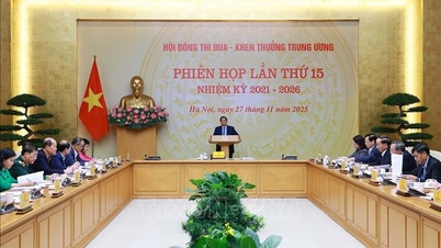 Primer Ministro Pham Minh Chinh: Honrar a individuos y grupos heroicos es también honrar los valores fundamentales de la nación.