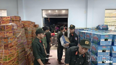 Poliția provincială Khanh Hoa a primit peste 10 tone de ajutoare de la Ministerul Securității Publice.