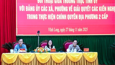 កិច្ចសន្ទនារវាងគណៈកម្មាធិការអចិន្ត្រៃយ៍ខេត្ត និងគណៈកម្មាធិការបក្សឃុំ និងសង្កាត់ ស្តីពីប្រតិបត្តិការរបស់រដ្ឋបាលមូលដ្ឋានពីរកម្រិត