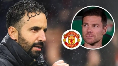 MU, Real Madrid'in yıldızı Xabi Alonso'yu transfer etmek için 120 milyon avrodan fazla para harcadı.