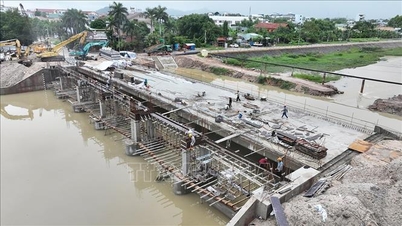 Разрабатывайте сценарии и принимайте упреждающие меры по снижению уровня воды в случае наводнений.