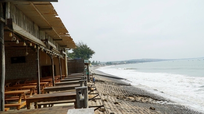 Mořské nábřeží Ham Tien erodované kvůli velkým vlnám