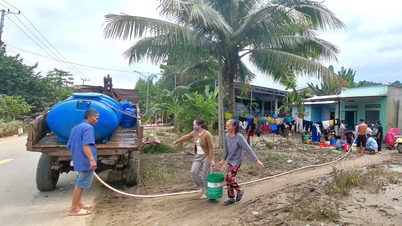 홍수로 인해 칸빈 지역 주민들이 일상생활에 필요한 물 부족