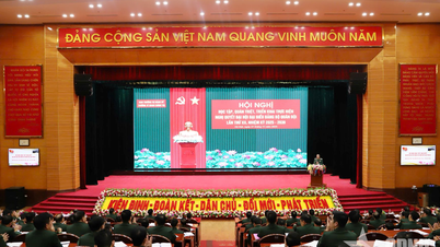 Siyasi Memur Okulu, 12. Askeri Parti Kongresi Kararını eksiksiz kavrar ve uygular.