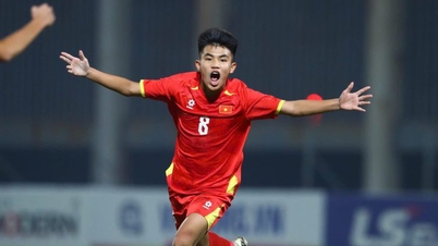 جدول مباريات منتخب فيتنام تحت 17 سنة مثير للاهتمام للغاية اليوم: يجب الفوز بشكل كبير على هونج كونج للتقدم على ماليزيا