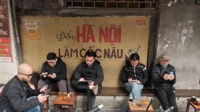 Ranní káva: Jednoduché návyky, které tvoří „kvalitu“ Hanoje