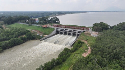 Η λίμνη Ντάου Τιένγκ ρυθμίζει το νερό για να ανταποκριθεί στην καταιγίδα Νο. 15