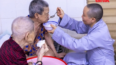 „Azil de bătrâni” gratuit pentru vârstnici singuri