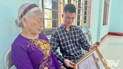 Kebanggaan keluarga sebagai sel parti kecil