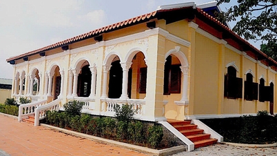 A Casa Long Hiep, onde foi estabelecido o primeiro Comitê Provincial do Partido Cho Lon, tornou-se um monumento nacional.