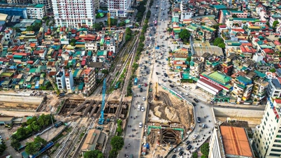 Vành đai 2,5 Hà Nội sáng đèn suốt đêm chạy đua về đích