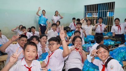 Ho Chi Minh City mobilizes resources to support and repair 33 schools in Khanh Hoa province.