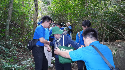 Czerwone wspomnienia z gór i rzek