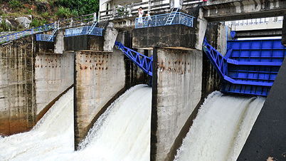 طوفان نمبر 15 کے جواب کے لیے کیم ران جھیل میں پانی کا ضابطہ