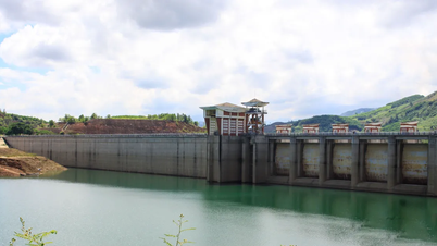 Quang Ngai: Operasi waduk yang aman untuk menanggapi badai No. 15