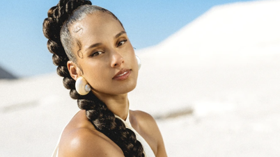 Alicia Keys, umělkyně se 17 cenami Grammy, se chystá vystoupit v Hanoji.