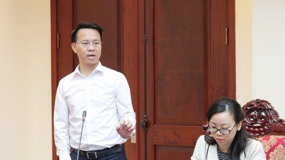 ຫ້ອງ​ການ​ສະ​ພາ​ແຫ່ງ​ຊາດ​ຈັດ​ການ​ຝຶກ​ອົບ​ຮົມ​ການ​ນໍາ​ໃຊ້​ລະ​ບົບ​ຫ້ອງ​ປະ​ຊຸມ Q-Cabinet paperless