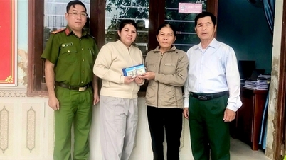 أبلغ شرطة البلدية عند اكتشاف 1865 دولارًا أمريكيًا و 130 بيزو كوبيًا في ملابس خيرية