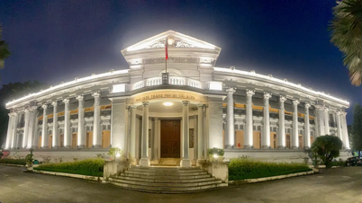 مدينة هوشي منه تفتتح نظام الإضاءة المعمارية لأعمال الحفاظ على التراث