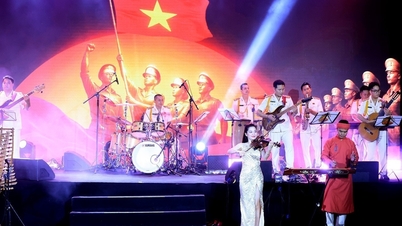 50 karya sastera dan seni persembahan Vietnam yang cemerlang