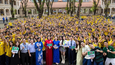 MILO a vietnamské hvězdy nečekaně „dorazily“, aby podpořily studenty Vovinamu v Ho Či Minově Městě