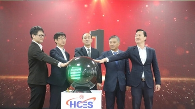 Uygun iş bulmak için Vietnam'a dönen işçilere pratik destek