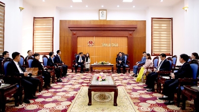 Kunjungan hormat kepada delegasi kerja Jabatan Kebudayaan dan Pelancongan Chau Hong Ha