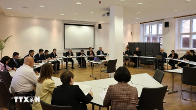 Dialogue politique entre le Parti communiste vietnamien et le Parti de gauche allemand