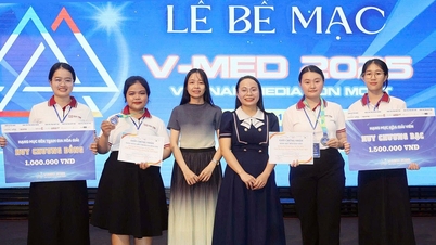 A DTU 2021-es felvételi vizsgájának legjobb hallgatója és a 2025-ös Vietnámi Kereskedelmi Közvetítői Verseny „kettős díja”