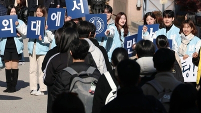 นักศึกษาหวั่นตกงาน “ใช้กลอุบาย” อยู่เรียนต่อ 1 ปี