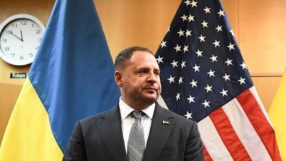 Ukraine's President's Chief of Staff Resigns After Search