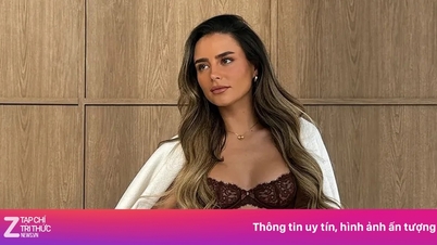 Angol sztár randizik egy 6 évvel idősebb barátnőjével