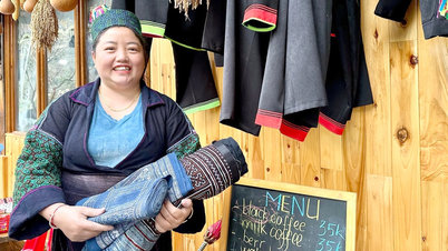 Schluss mit dem Warten auf Touristen: Eine Mong-Frau hilft einem ganzen Dorf, sein Leben dank der digitalen Transformation zu verändern.