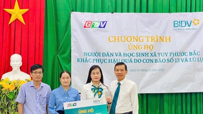 은행들이 폭풍과 홍수 이후 생활과 생산을 안정시키기 위해 손을 잡았습니다.