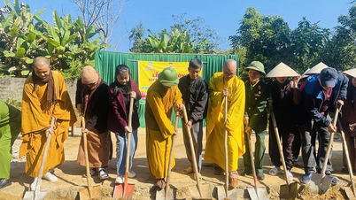 حفل وضع حجر الأساس لبناء دار الوحدة الكبرى للأسر المتضررة من الكوارث الطبيعية