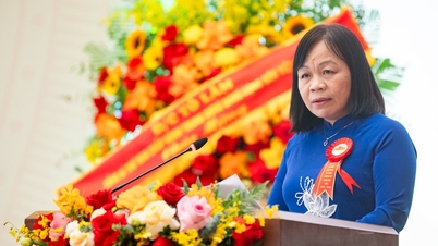 Phó Chủ nhiệm Ủy ban Văn hóa và Xã hội Nguyễn Thị Mai Hoa: Thi đua là để thực hiện tốt nhất chức năng, nhiệm vụ, làm tròn lời hứa với cử tri và Nhân dân