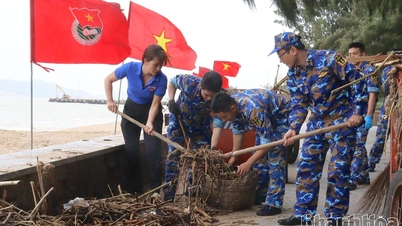 폐기물 수거 및 처리를 위해 최대한의 인력과 수단을 동원한다.