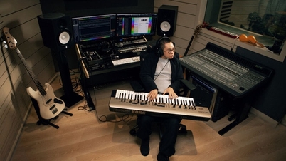 «Ιδιοφυΐα» της κινηματογραφικής μουσικής επιστρέφει στην πατρίδα του με ένα έργο ανανέωσης της κλασικής μουσικής