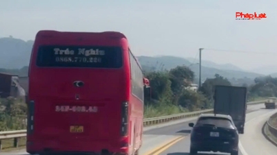 אוטובוסי נוסעים פולשים ללא הרף לנתיבים ועוקפים בפזיזות את כביש נוי באי - לאו קאי.