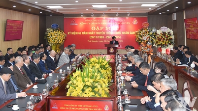 Reunión para celebrar el 62 aniversario del Día Tradicional de los Trabajadores del Hierro y del Acero