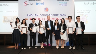 
Học bổng AmCham có 7 sinh viên đạt điểm tuyệt đối vòng phỏng vấn bằng tiếng Anh 
80/100 ký tự
